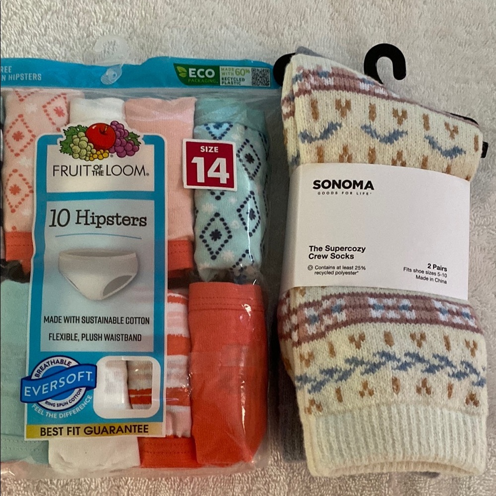 Fruit of the Loom‎ Hipsters & Sonoma Crew Socks